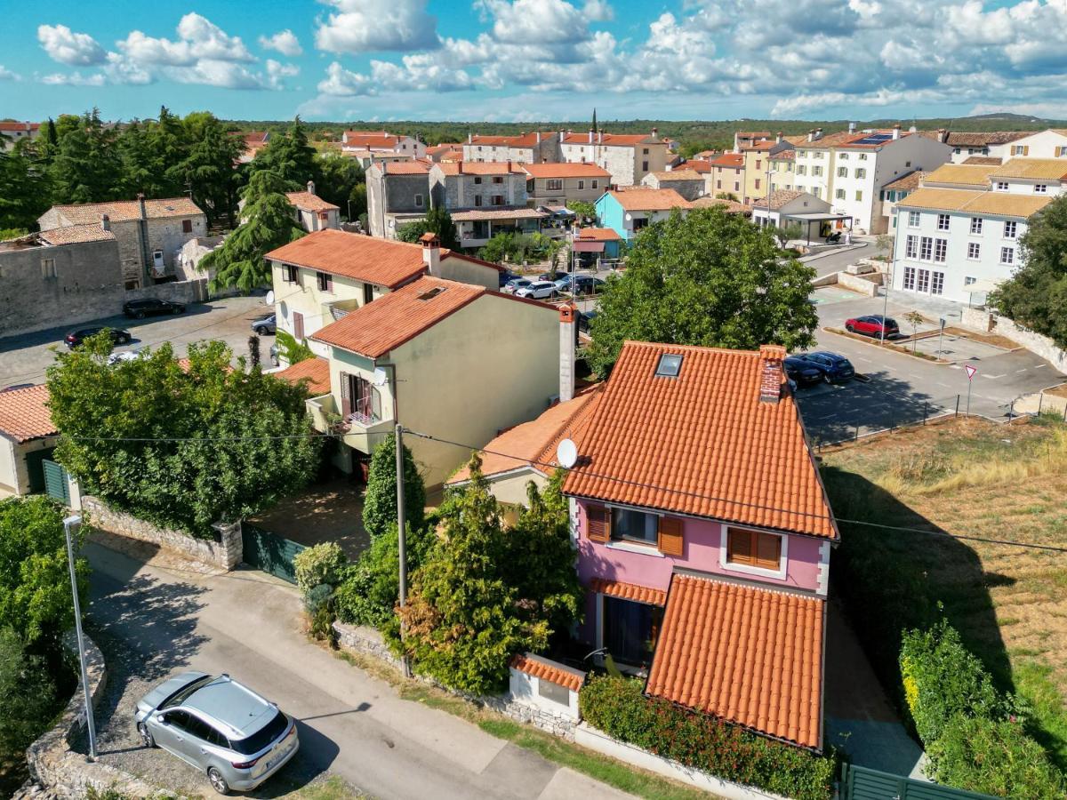 Holiday Stone House Бале Екстериор снимка